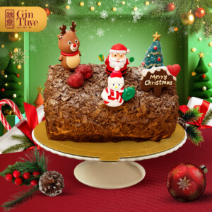 Gin Thye Christmas Black Forest Log Cake with chocolate and cherry notes